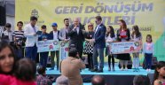 Geri dönüşüm mucitleri ödüllerini aldı